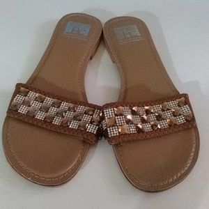 Because music is my heartbeat BC flat sandals